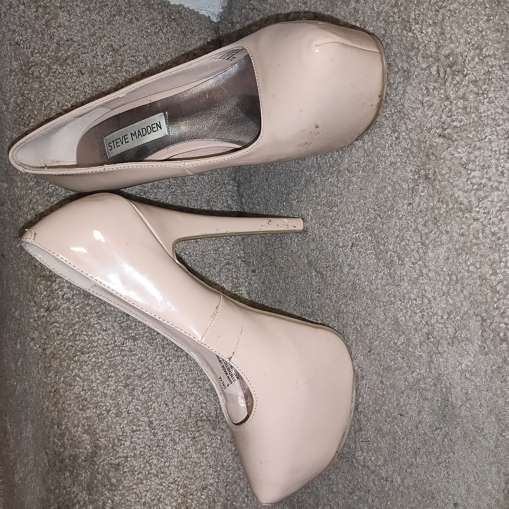 Steve Madden Nude Heels